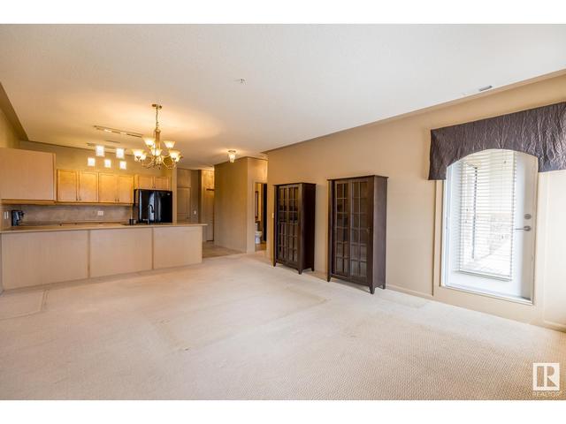 137 - 160 Magrath Rd Nw, Condo with 1 bedrooms, 1 bathrooms and 1 parking in Edmonton AB | Image 4