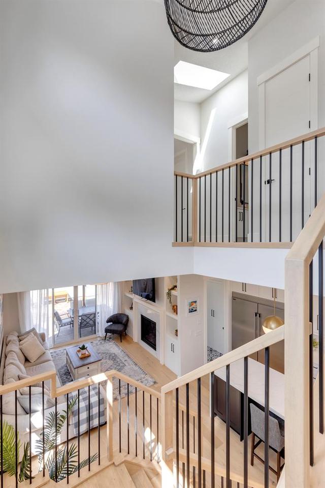 1421 44 Street Sw, Home with 5 bedrooms, 3 bathrooms and 2 parking in Calgary AB | Image 19