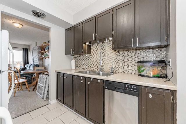 504 - 91 Conroy Cres, Condo with 2 bedrooms, 1 bathrooms and 1 parking in Guelph ON | Image 9