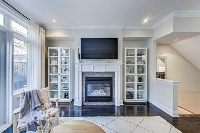 52 Furrow Lane, House attached with 3 bedrooms, 3 bathrooms and 2 parking in Toronto ON | Image 37
