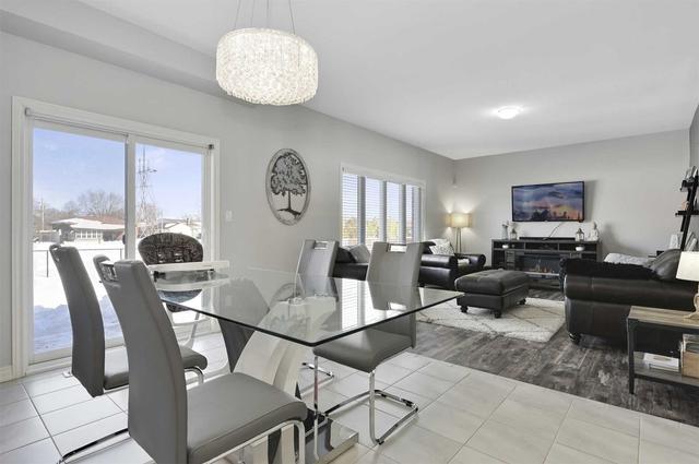 6271 Sam Iorfida Dr, House detached with 4 bedrooms, 3 bathrooms and 4 parking in Niagara Falls ON | Image 2