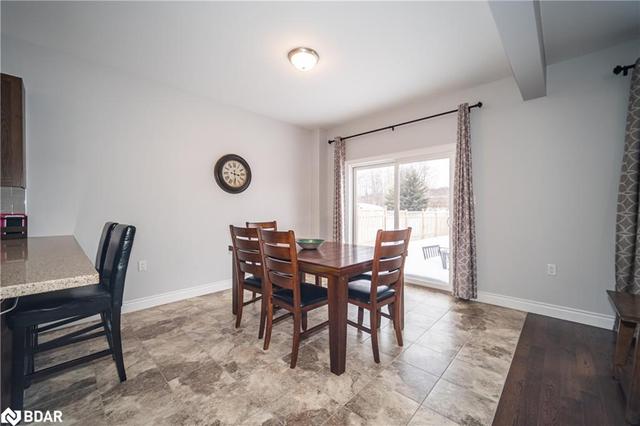 14 Lowry Court, House detached with 3 bedrooms, 2 bathrooms and 4 parking in Barrie ON | Image 9
