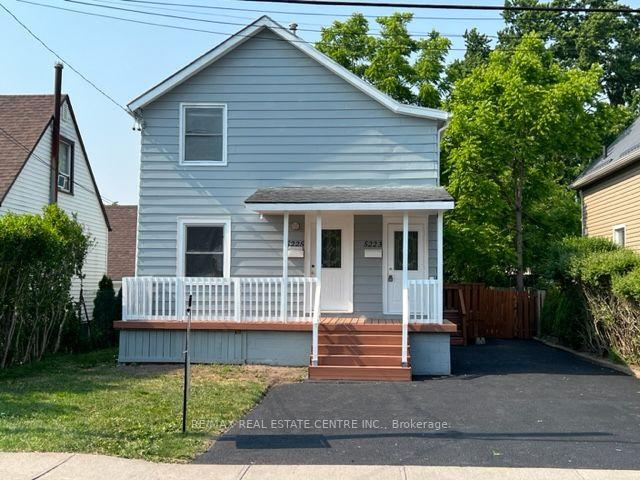 5223 Stamford St N, House detached with 2 bedrooms, 2 bathrooms and 3 parking in Niagara Falls ON | Image 1