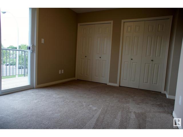 11841 97 St Nw, House attached with 3 bedrooms, 2 bathrooms and 4 parking in Edmonton AB | Image 17