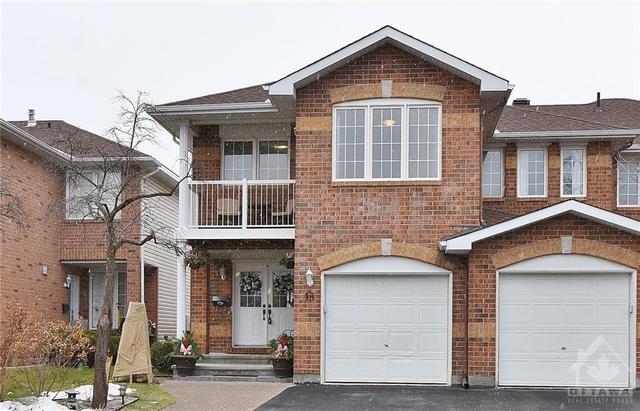18 Palton Avenue, Townhouse with 3 bedrooms, 3 bathrooms and 3 parking in Ottawa ON | Image 1