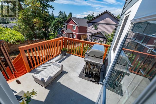 943 Thrush Pl, House detached with 4 bedrooms, 4 bathrooms and 2 parking in Langford BC | Image 14