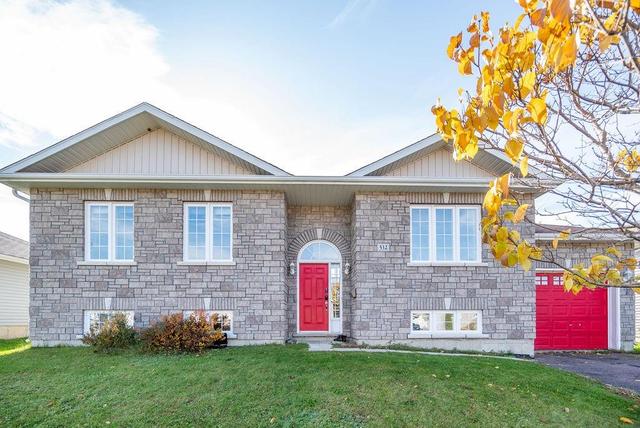 532 Macy Avenue, House detached with 4 bedrooms, 2 bathrooms and 3 parking in Laurentian Valley ON | Image 3