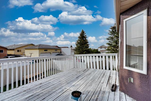 52 Martinglen Place Ne, House detached with 5 bedrooms, 3 bathrooms and 4 parking in Calgary AB | Image 38
