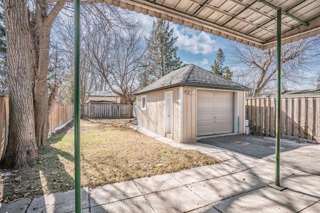 261 John St, House detached with 2 bedrooms, 2 bathrooms and 3 parking in Toronto ON | Image 20
