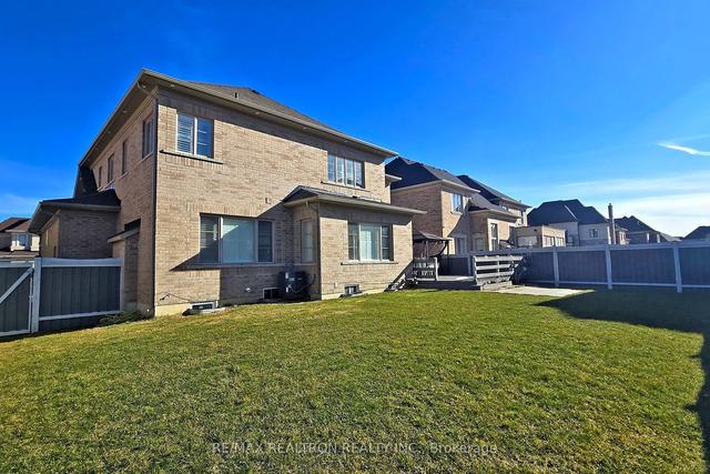 4 Hagerman Rd, House detached with 4 bedrooms, 6 bathrooms and 7 parking in Brampton ON | Image 35