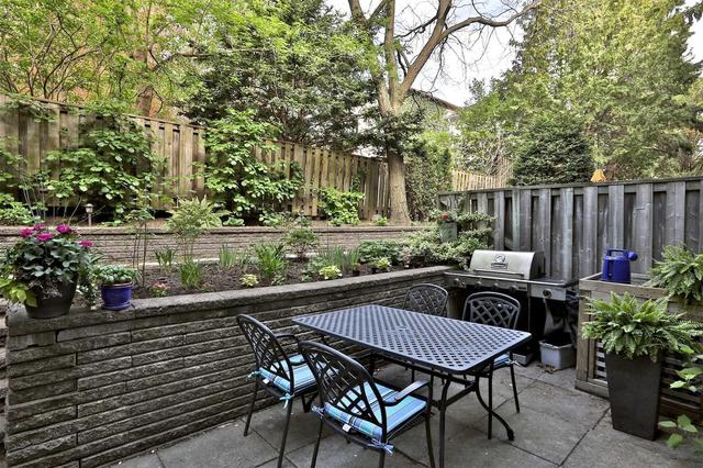 Th 5 - 525 Balliol St, Townhouse with 3 bedrooms, 3 bathrooms and 1 parking in Toronto ON | Image 1