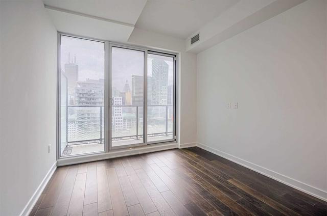 3502 - 115 Blue Jays Way, Condo with 3 bedrooms, 2 bathrooms and 1 parking in Toronto ON | Image 6