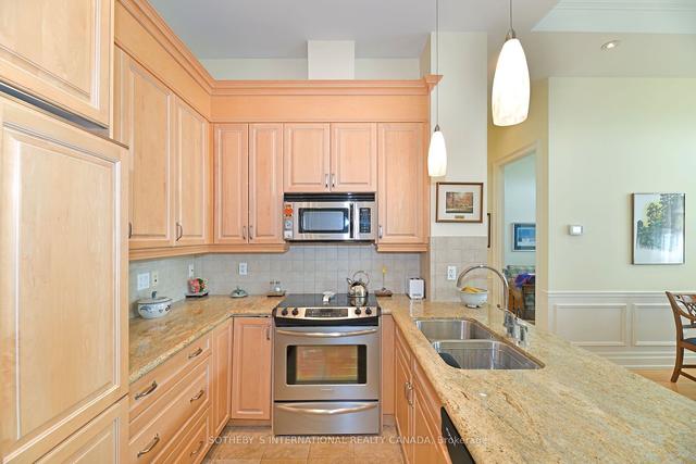 ph 12 - 20 Burkebrook Pl, Condo with 2 bedrooms, 2 bathrooms and 2 parking in Toronto ON | Image 8