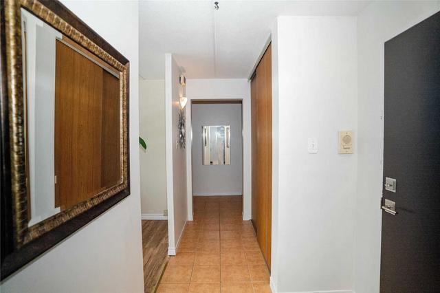 201 - 2 Glamorgan Ave, Condo with 2 bedrooms, 1 bathrooms and 1 parking in Toronto ON | Image 17