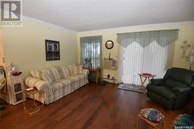 308 - 220 1st Street E, Condo with 2 bedrooms, 2 bathrooms and null parking in Nipawin SK | Image 11