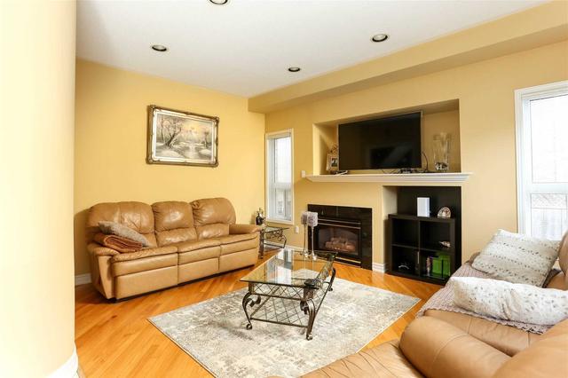568 Feathergrass Cres, House detached with 3 bedrooms, 3 bathrooms and 6 parking in Mississauga ON | Image 19