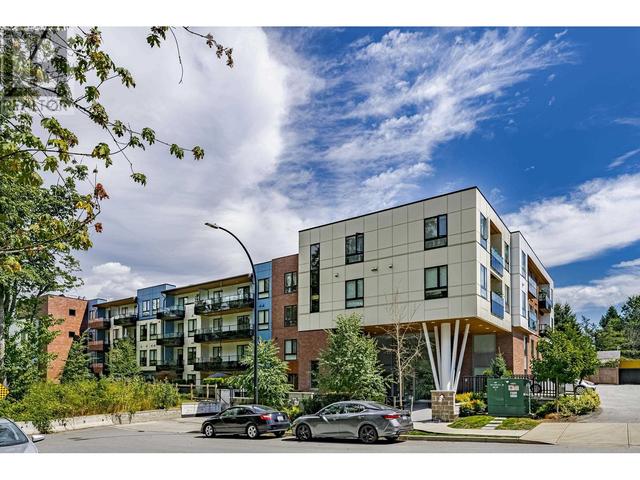 307 - 12320 222 Street, Condo with 2 bedrooms, 2 bathrooms and 2 parking in Maple Ridge BC | Image 2