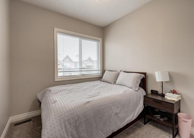 186 Cedarwood Lane Sw, Home with 3 bedrooms, 2 bathrooms and 2 parking in Calgary AB | Image 13