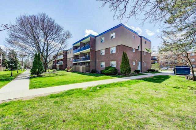 305 - 640 Grey Street, House attached with 2 bedrooms, 1 bathrooms and 1 parking in Brantford ON | Image 21
