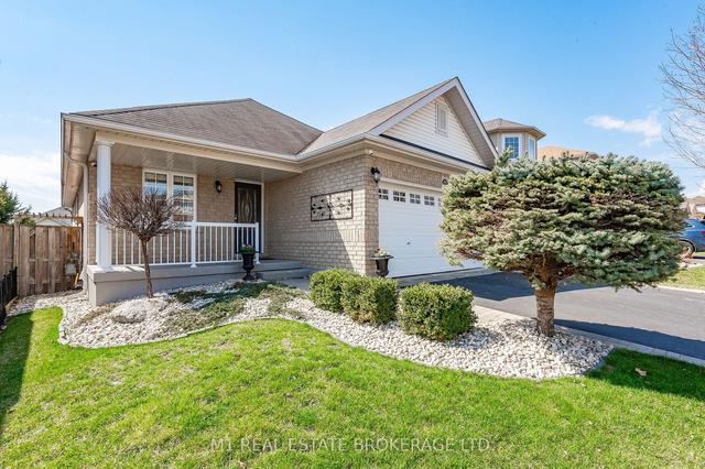 22 Washburn Dr, House detached with 3 bedrooms, 3 bathrooms and 4 parking in Guelph ON | Image 1