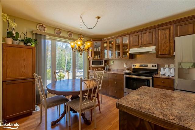 1036 Post Road, House detached with 4 bedrooms, 2 bathrooms and null parking in Bracebridge ON | Image 40