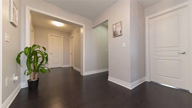 125 Russell Creek Dr, House detached with 4 bedrooms, 4 bathrooms and 6 parking in Brampton ON | Image 8