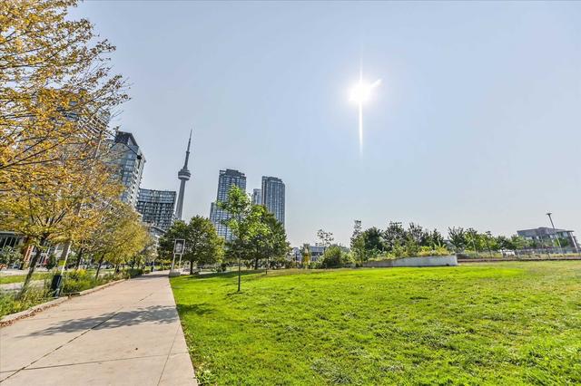 842a - 15 Iceboat Terr, Condo with 2 bedrooms, 1 bathrooms and 1 parking in Toronto ON | Image 20