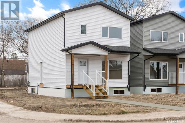 1440 1st Avenue N, House detached with 5 bedrooms, 3 bathrooms and null parking in Saskatoon SK | Image 2