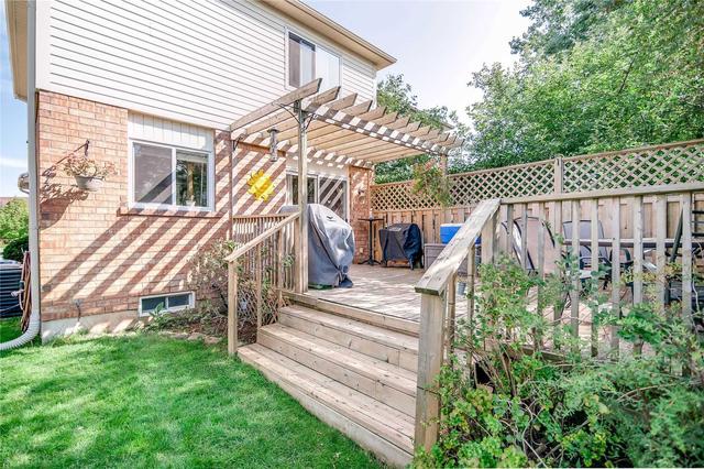 199 Pickett Cres, House semidetached with 3 bedrooms, 3 bathrooms and 3 parking in Barrie ON | Image 15