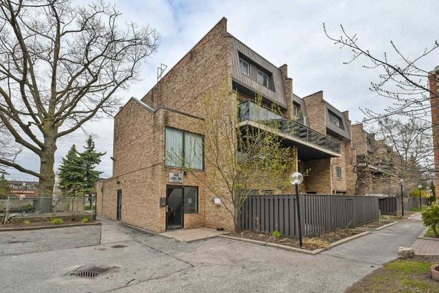 87 - 140 Ling Rd, Townhouse with 3 bedrooms, 2 bathrooms and 1 parking in Toronto ON | Image 1