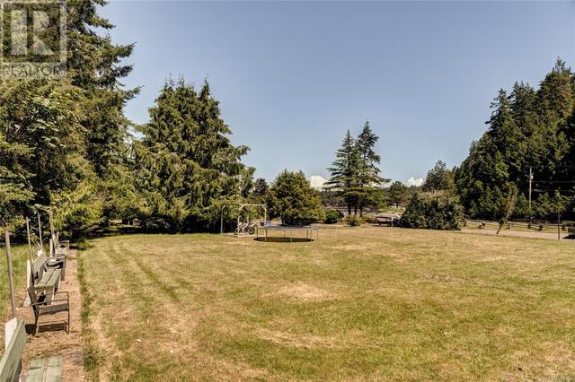 former lawn bowling area now volleyball or play area. | Image 27