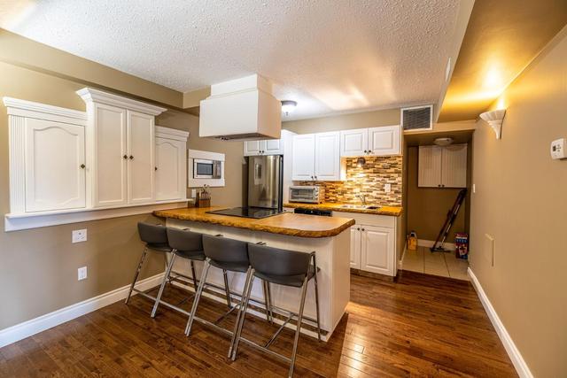 3 - 360 4 Street W, Condo with 1 bedrooms, 2 bathrooms and 1 parking in Drumheller AB | Image 3