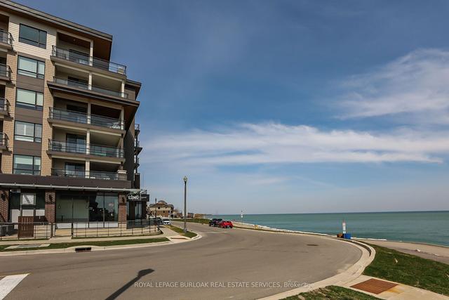 210 - 385 Winston Rd, Condo with 1 bedrooms, 2 bathrooms and 1 parking in Grimsby ON | Image 27