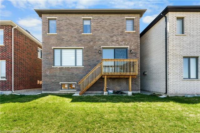 183 Histand Trail Trail, House detached with 4 bedrooms, 2 bathrooms and 4 parking in Kitchener ON | Image 39