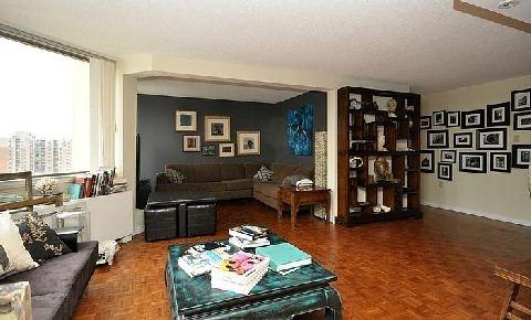lph1 - 25 Fairview Rd W, Condo with 2 bedrooms, 2 bathrooms and 2 parking in Mississauga ON | Image 4