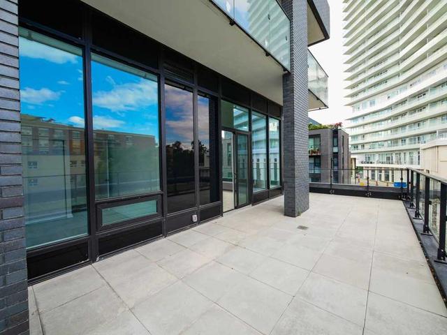 202 - 4208 Dundas St W, Condo with 2 bedrooms, 1 bathrooms and 1 parking in Toronto ON | Image 4