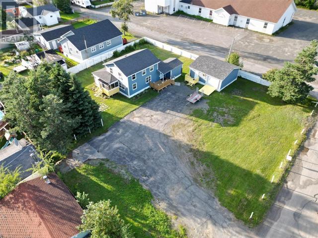 1a Third Avenue, House detached with 3 bedrooms, 2 bathrooms and null parking in Badger NL | Image 12