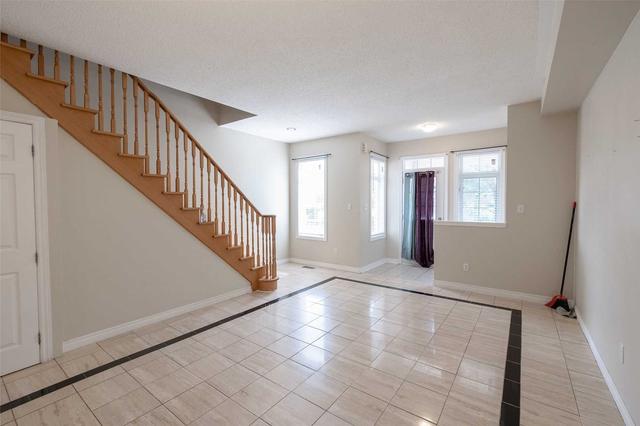 main - 141 Santa Maria Tr, House detached with 3 bedrooms, 4 bathrooms and 3 parking in Vaughan ON | Image 22