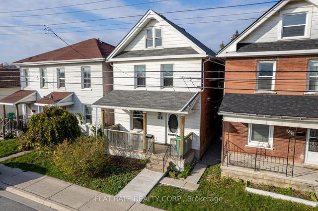 264 Wolfe St, House detached with 3 bedrooms, 1 bathrooms and 2 parking in Peterborough ON | Image 9
