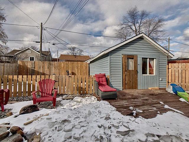 6151 Cadham St, House detached with 2 bedrooms, 1 bathrooms and 2 parking in Niagara Falls ON | Image 15