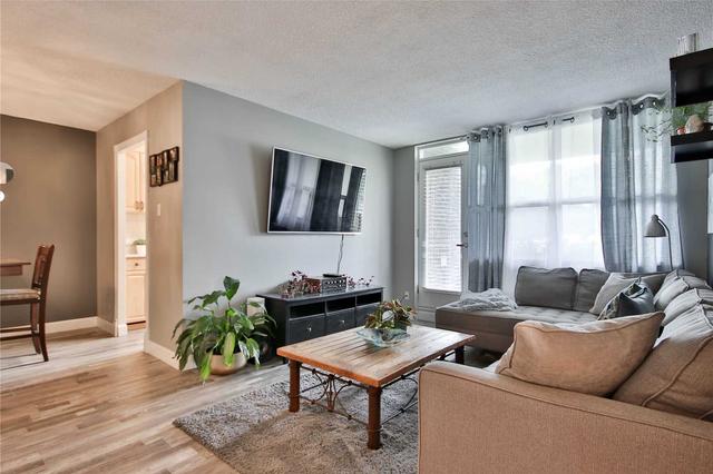 111 - 966 Inverhouse Dr, Condo with 3 bedrooms, 2 bathrooms and 1 parking in Mississauga ON | Image 40