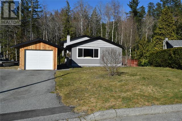 630 Dogwood Dr, House detached with 4 bedrooms, 2 bathrooms and 2 parking in Gold River BC | Image 1