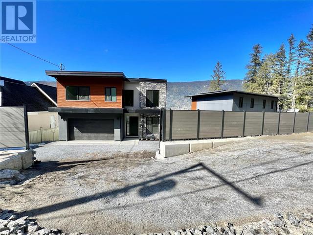 8546 97a Highway, House detached with 5 bedrooms, 3 bathrooms and 5 parking in North Okanagan F BC | Image 47
