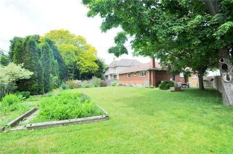 155 Princess Margaret Blvd, House detached with 3 bedrooms, 2 bathrooms and 9 parking in Toronto ON | Image 18