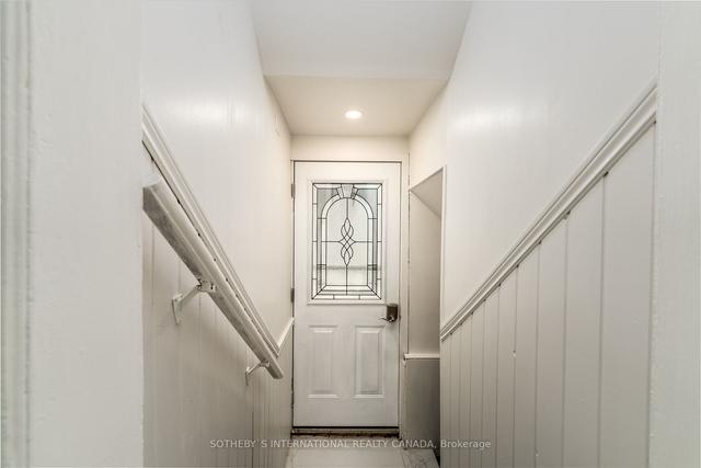 68 Frederick Ave, House detached with 2 bedrooms, 1 bathrooms and 1 parking in Hamilton ON | Image 5