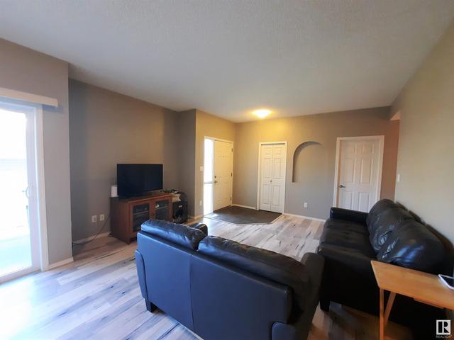 6 - 2508 Hanna Cr Nw, House attached with 2 bedrooms, 1 bathrooms and 2 parking in Edmonton AB | Image 10