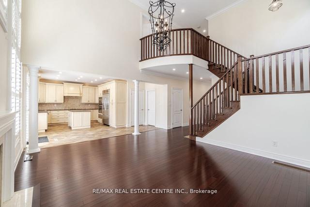 2224 Millstone Dr, House detached with 4 bedrooms, 5 bathrooms and 4 parking in Oakville ON | Image 4