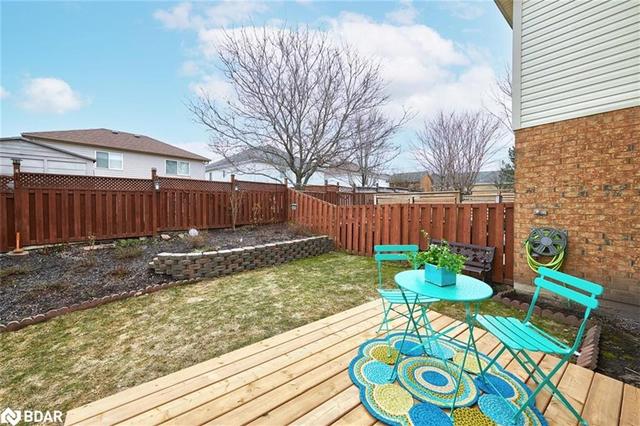 172 Pickett Crescent, House semidetached with 3 bedrooms, 1 bathrooms and 2 parking in Barrie ON | Image 17