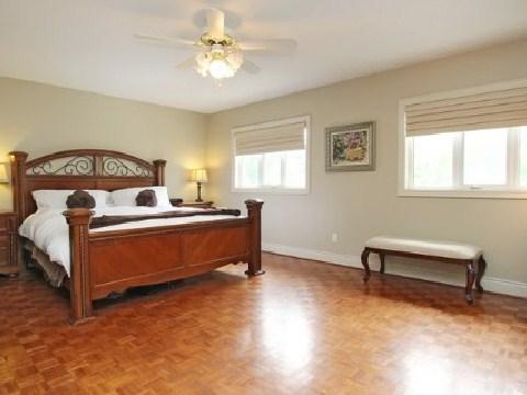 66 Shaver Ave N, House detached with 4 bedrooms, 4 bathrooms and 4 parking in Toronto ON | Image 5