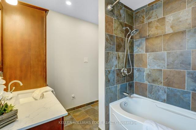 165 Crosthwaite Ave S, House detached with 3 bedrooms, 2 bathrooms and 4 parking in Hamilton ON | Image 4
